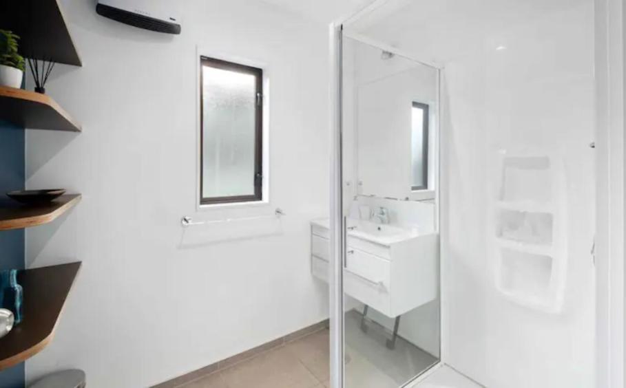 Fantastic Views, Close To Town 2 Bedroom Apartment Квинстаун Экстерьер фото