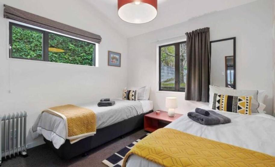 Fantastic Views, Close To Town 2 Bedroom Apartment Квинстаун Экстерьер фото